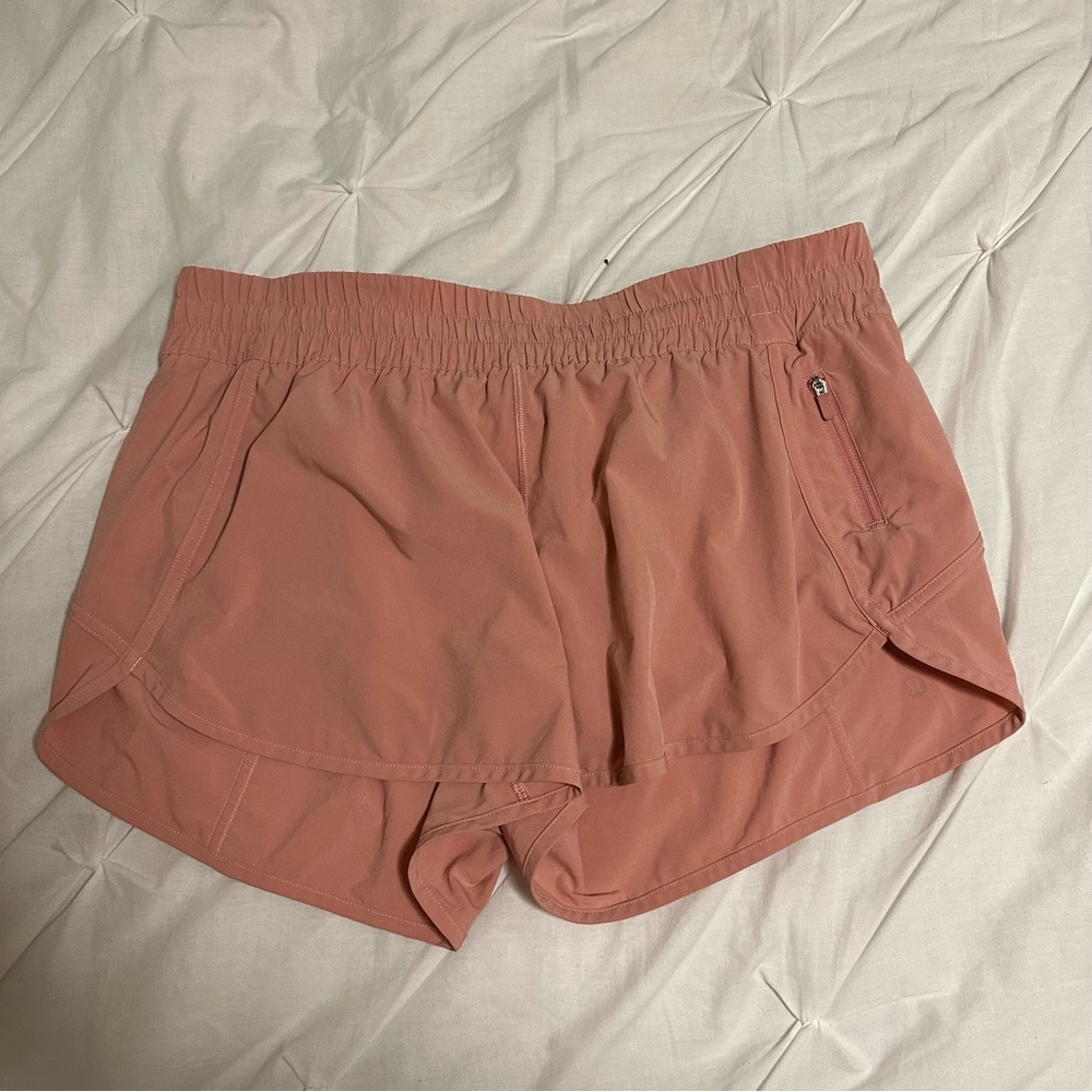 Size 16 Lululemon Tracker Short V *4" inseam hardly worn
